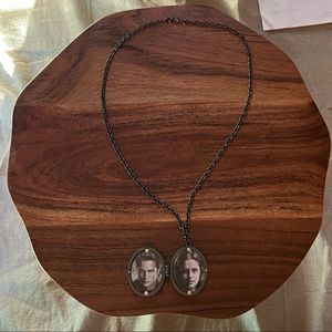 Twilight Bella and Edward Necklace